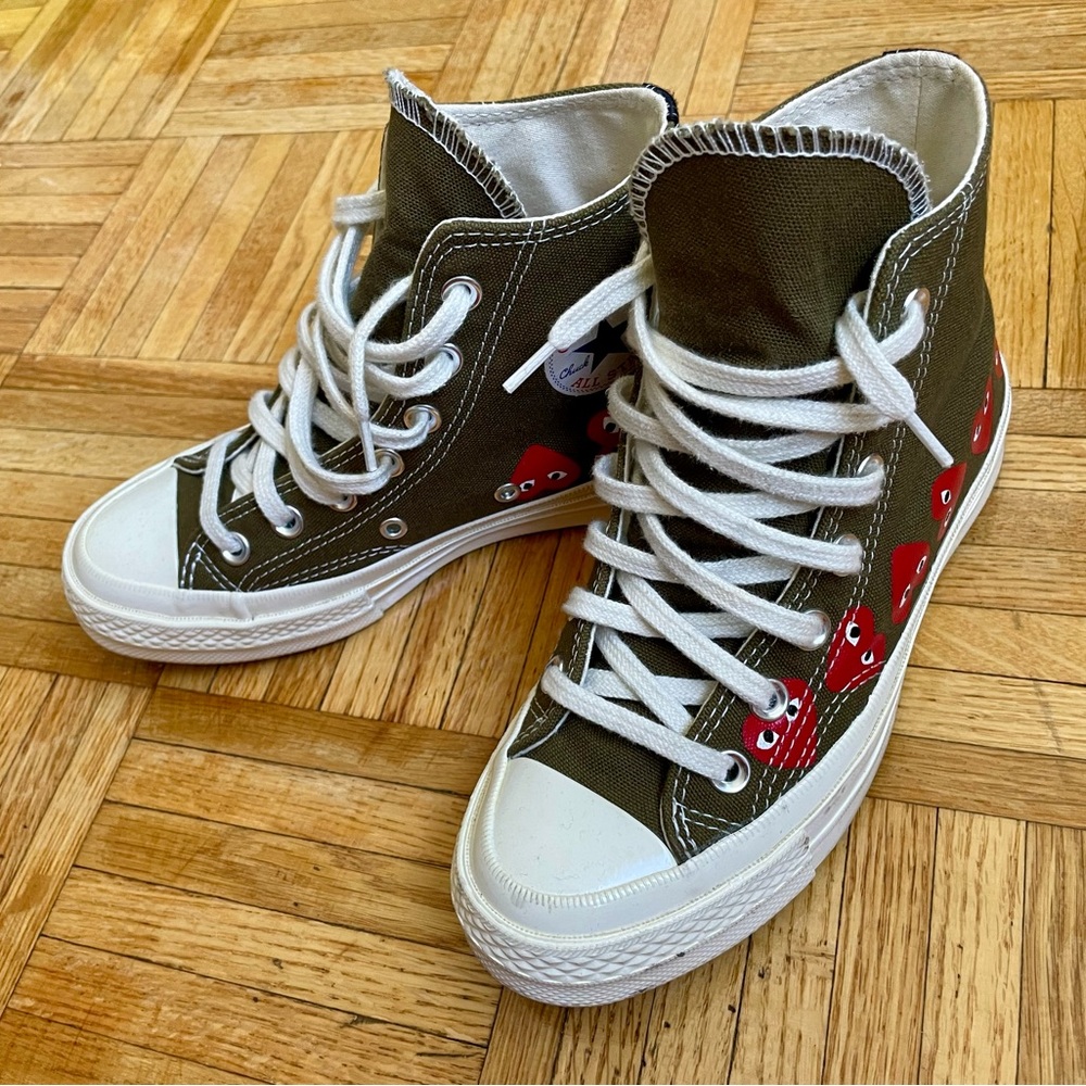 ✨SOLD✨ Comme Des Garçon Play Converse